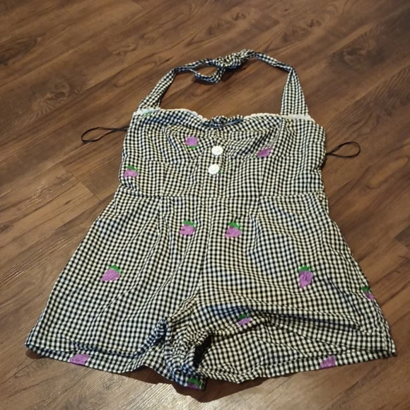 Timeless London ModCloth Black Gingham Embroidered Grape Halter Shorts Romper A7 - Picture 1 of 6